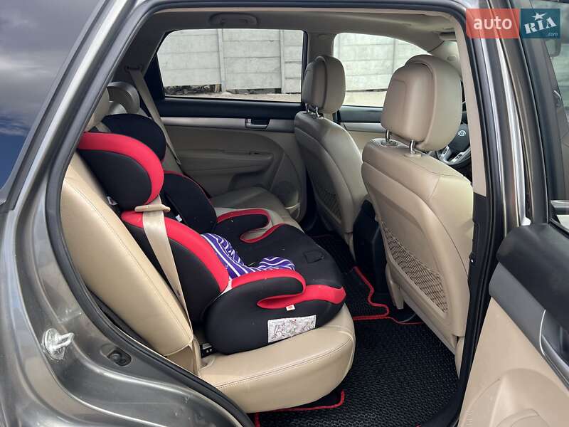 Внедорожник / Кроссовер Kia Sorento 2011 в Белогорье