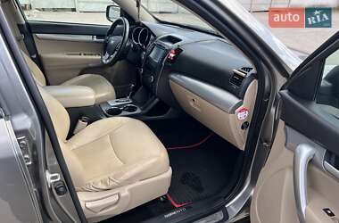 Внедорожник / Кроссовер Kia Sorento 2011 в 