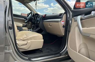 Внедорожник / Кроссовер Kia Sorento 2011 в 