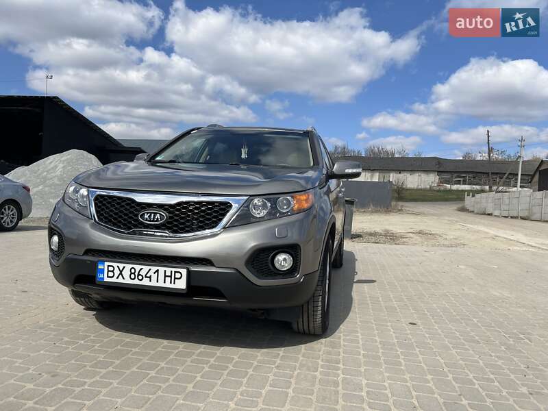 Внедорожник / Кроссовер Kia Sorento 2011 в Белогорье