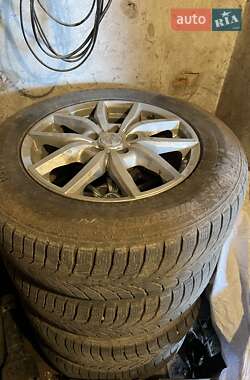 Внедорожник / Кроссовер Kia Sorento 2011 в 
