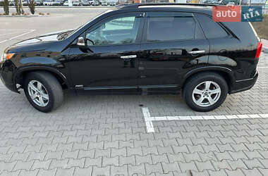 Позашляховик / Кросовер Kia Sorento 2012 в 