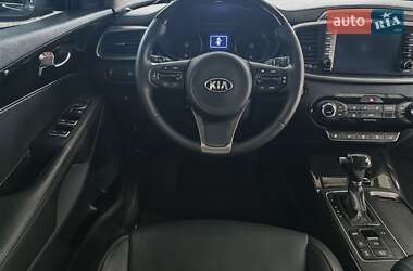 Внедорожник / Кроссовер Kia Sorento 2015 в 