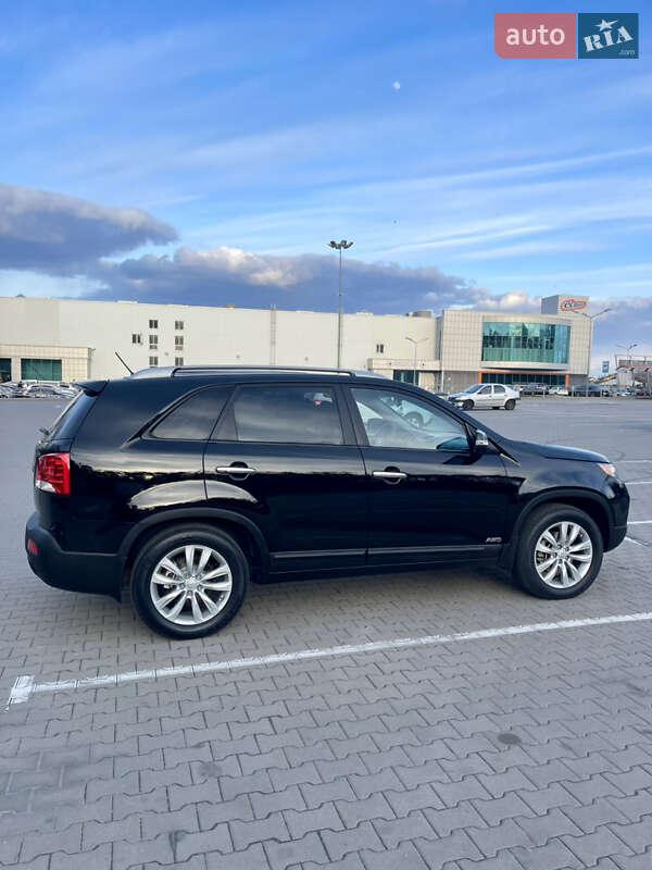 Позашляховик / Кросовер Kia Sorento 2011 в Чернігові