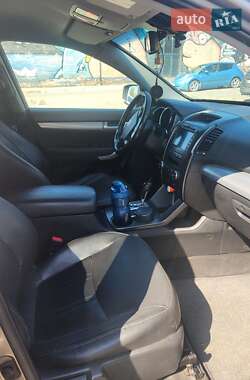 Внедорожник / Кроссовер Kia Sorento 2012 в 