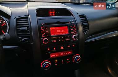 Внедорожник / Кроссовер Kia Sorento 2010 в 