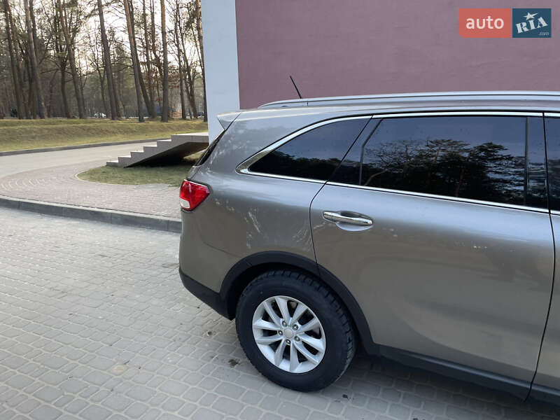 Внедорожник / Кроссовер Kia Sorento 2016 в Львове