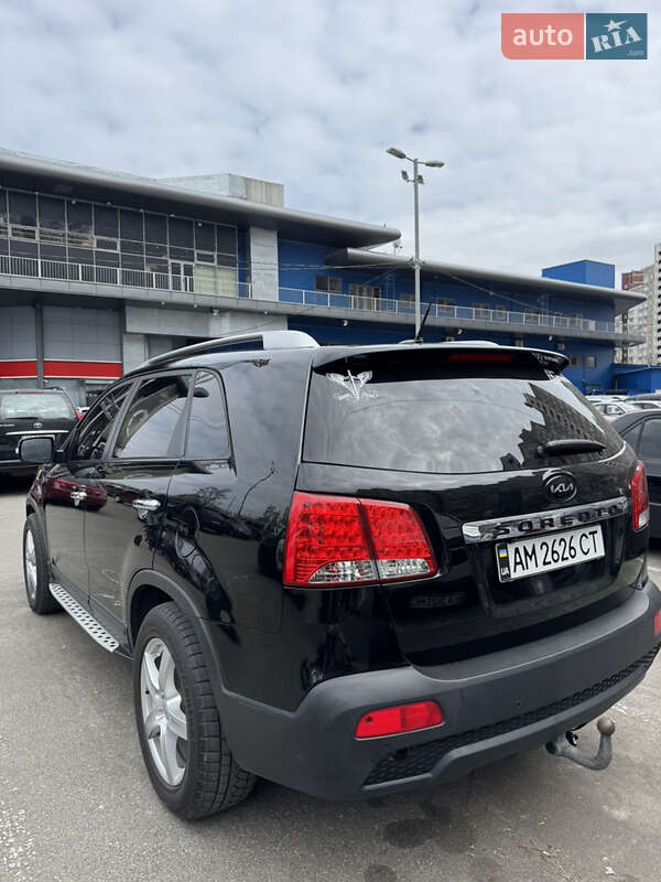 Внедорожник / Кроссовер Kia Sorento 2010 в Овруче