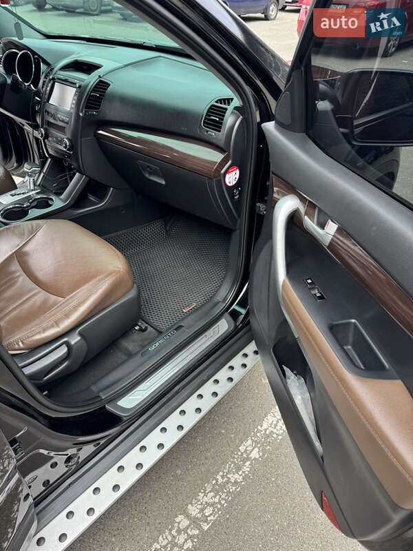Внедорожник / Кроссовер Kia Sorento 2010 в Овруче