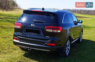 Позашляховик / Кросовер Kia Sorento 2015 в 