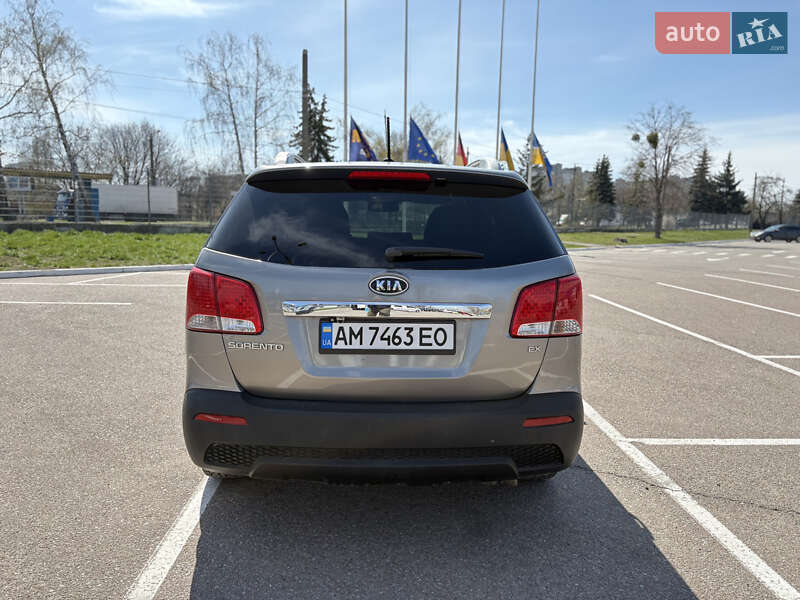 Позашляховик / Кросовер Kia Sorento 2012 в Житомирі
