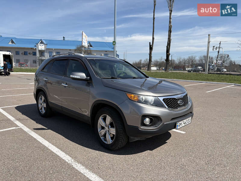 Позашляховик / Кросовер Kia Sorento 2012 в Житомирі