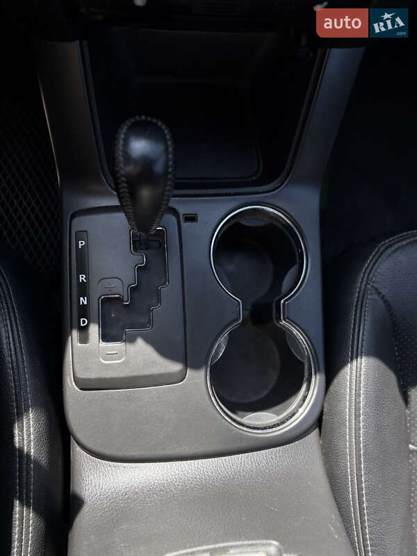 Позашляховик / Кросовер Kia Sorento 2012 в Житомирі