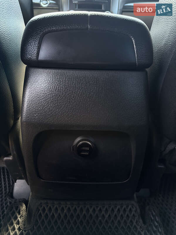 Позашляховик / Кросовер Kia Sorento 2012 в Житомирі