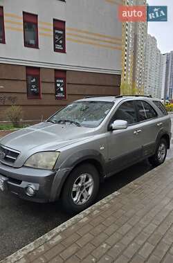 Внедорожник / Кроссовер Kia Sorento 2003 в 