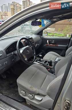 Внедорожник / Кроссовер Kia Sorento 2003 в 