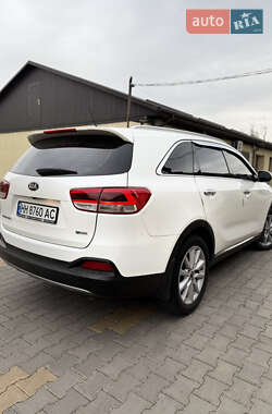 Внедорожник / Кроссовер Kia Sorento 2016 в 