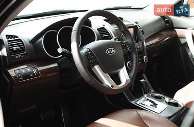 Внедорожник / Кроссовер Kia Sorento 2010 в 