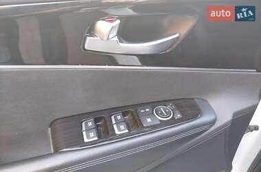 Позашляховик / Кросовер Kia Sorento 2018 в 