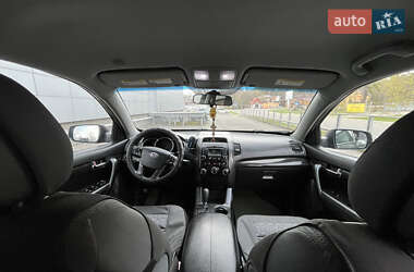 Внедорожник / Кроссовер Kia Sorento 2011 в 