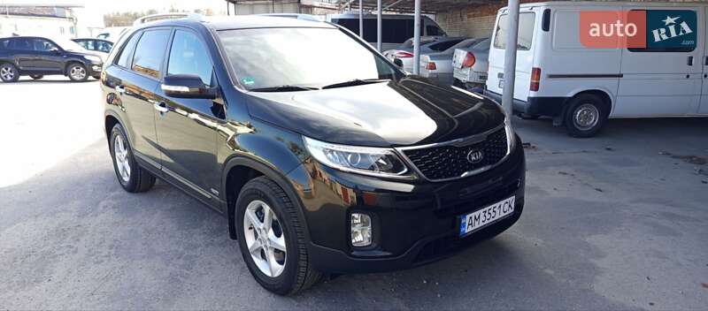 Внедорожник / Кроссовер Kia Sorento 2013 в 