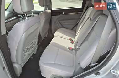 Позашляховик / Кросовер Kia Sorento 2013 в 