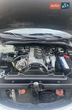 Внедорожник / Кроссовер Kia Sorento 2003 в 