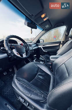 Внедорожник / Кроссовер Kia Sorento 2012 в 