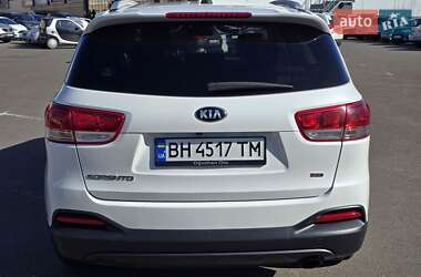 Внедорожник / Кроссовер Kia Sorento 2016 в 