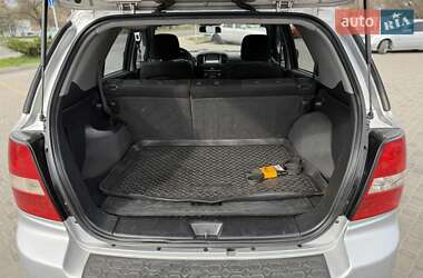 Позашляховик / Кросовер Kia Sorento 2006 в 