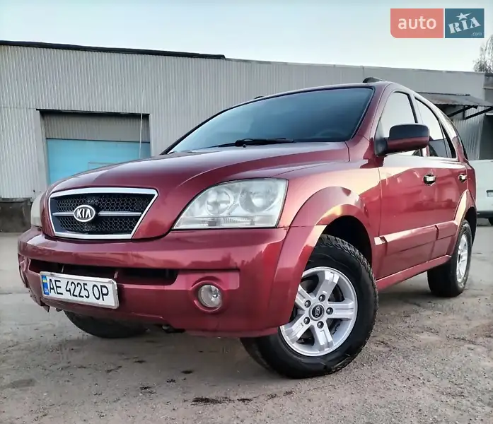 Внедорожник / Кроссовер Kia Sorento 2004 в 