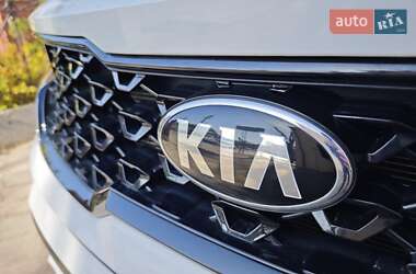Внедорожник / Кроссовер Kia Sorento 2021 в 