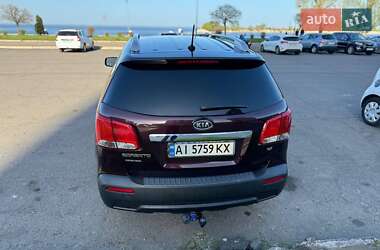 Внедорожник / Кроссовер Kia Sorento 2011 в 