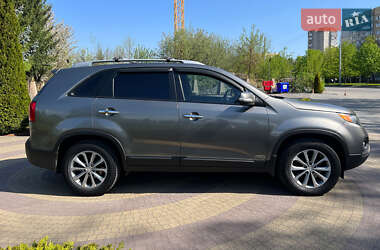 Внедорожник / Кроссовер Kia Sorento 2011 в 