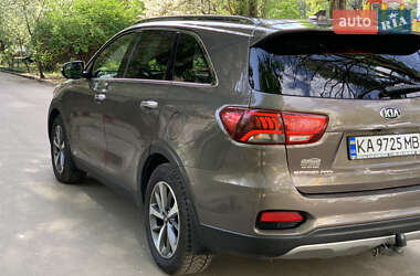 Внедорожник / Кроссовер Kia Sorento 2018 в 