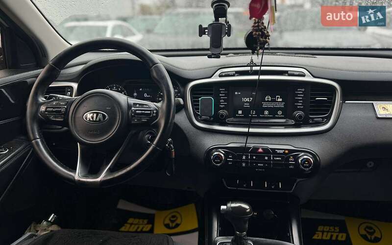 Внедорожник / Кроссовер Kia Sorento 2016 в Ивано-Франковске