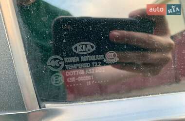 Внедорожник / Кроссовер Kia Sorento 2011 в 