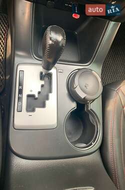 Внедорожник / Кроссовер Kia Sorento 2011 в 