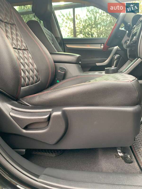 Позашляховик / Кросовер Kia Sorento 2011 в Чернігові