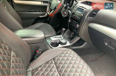 Внедорожник / Кроссовер Kia Sorento 2011 в 