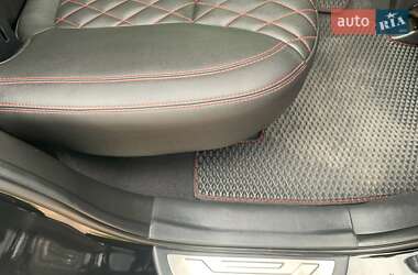 Внедорожник / Кроссовер Kia Sorento 2011 в 