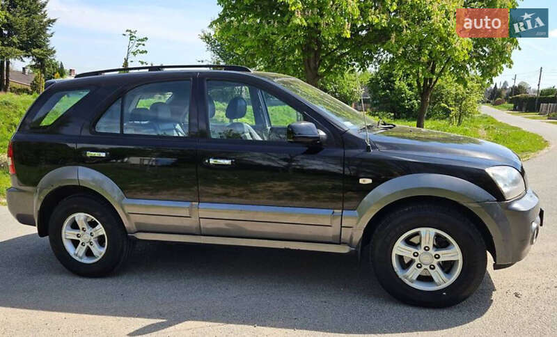 Позашляховик / Кросовер Kia Sorento 2004 в Сумах