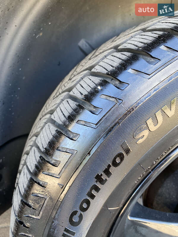 Позашляховик / Кросовер Kia Sorento 2011 в Житомирі