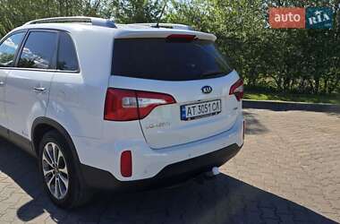 Внедорожник / Кроссовер Kia Sorento 2014 в 