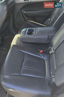 Внедорожник / Кроссовер Kia Sorento 2014 в 