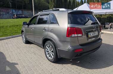 Позашляховик / Кросовер Kia Sorento 2011 в 