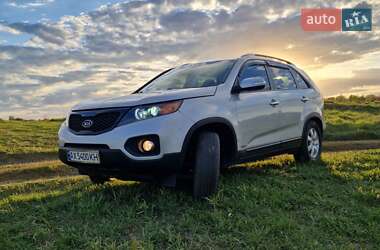 Позашляховик / Кросовер Kia Sorento 2013 в 