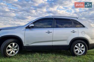 Позашляховик / Кросовер Kia Sorento 2013 в 