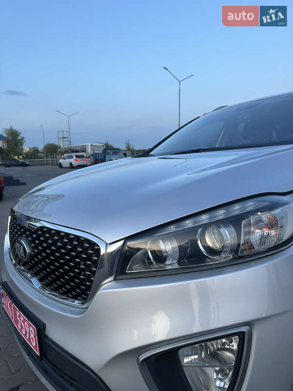 Внедорожник / Кроссовер Kia Sorento 2015 в Нововолынске