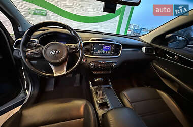 Внедорожник / Кроссовер Kia Sorento 2015 в 